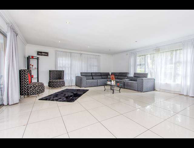 4 BEDROOM FREESTANDING RENTED IN DISCOVERY
